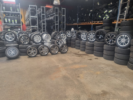 Pneus Import-export - Thumbnail