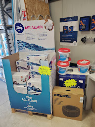 Photo n°7 de Magasin de produits pour la piscine à Mallemort. Sun Pool Piscine à Mallemort (Piscine)