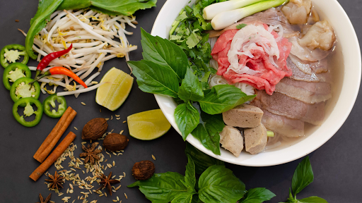 Pho Tu Ech - Visual