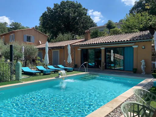 Photo de La Villa du Verger : Studio avec piscine