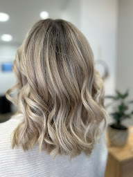 Photo n°7 de MG COIFFURE - BREST à Brest (Salon de coiffure)