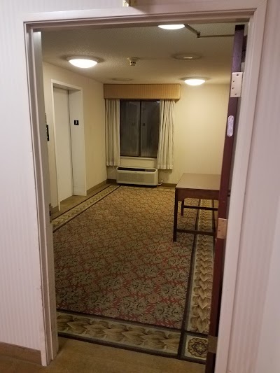 Photos of Quality Inn & Suites Airport