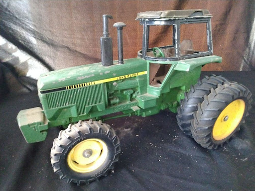 Burgess Auctions LLC - Thumbnail