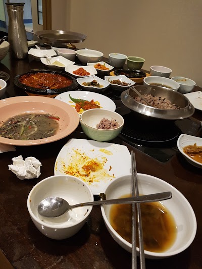 Photos of Noblesse Tourist Hotel