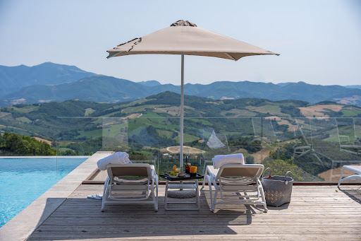 Aura Relais - Visual