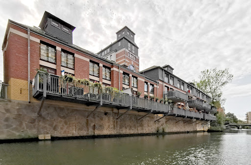 Elster Lofts Bridge - Thumbnail