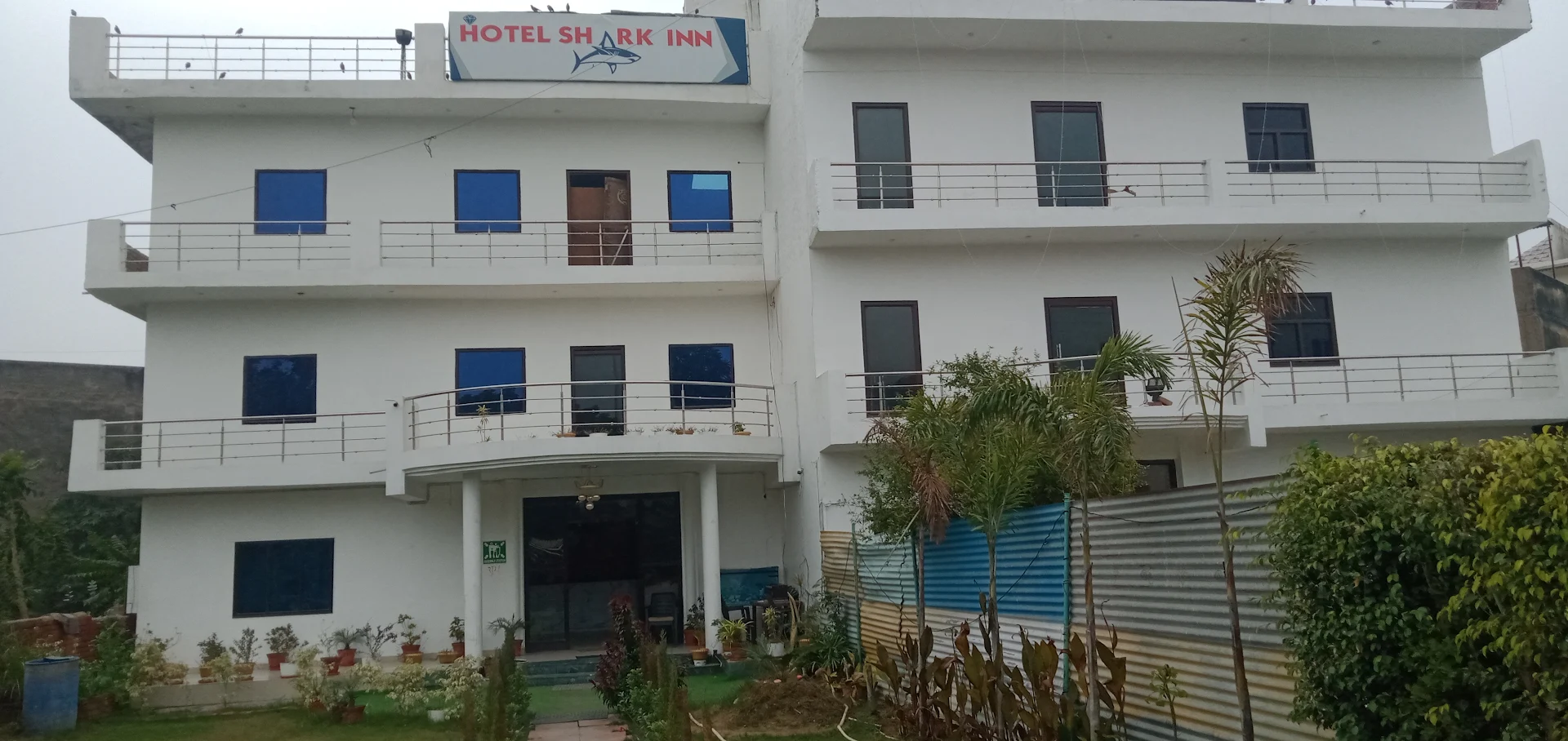 JB hotel and restaurant