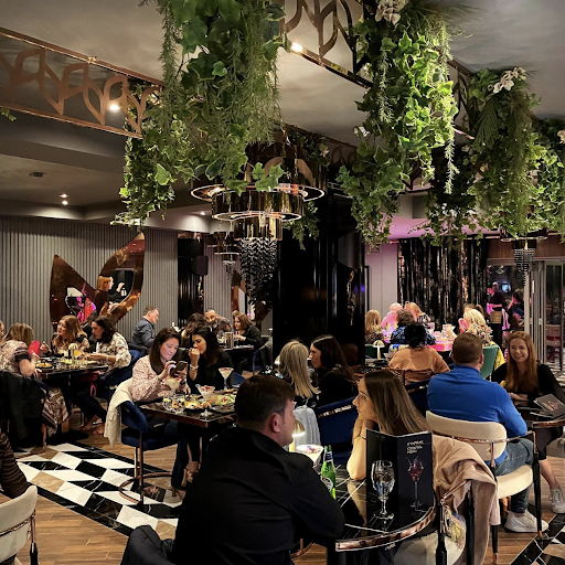 Lara's Turkish Restaurant (Yaprak Chalfont St Peter)