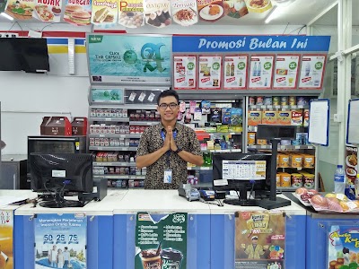Photos of Indomaret Rawamakmur