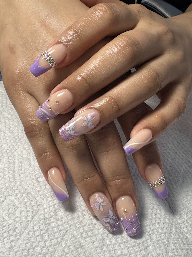 Louisville Nails and Spa