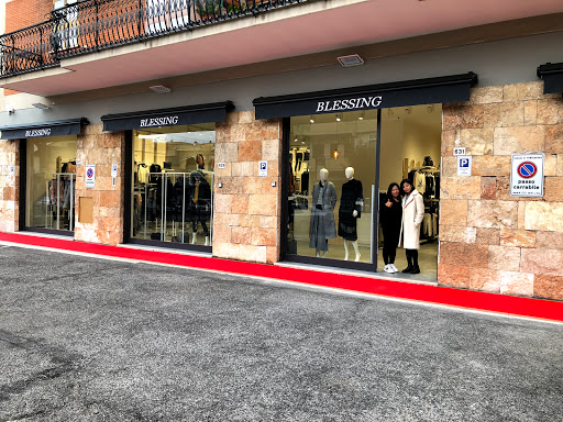 Blessing Store - Visual