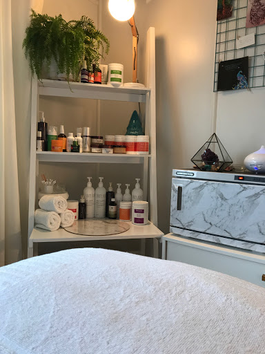 Delikate Space - Thumbnail