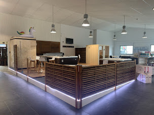 Photo n°5 de Piscine Ambiances La Rochelle à Puilboreau (Magasin de matériel pour piscines)