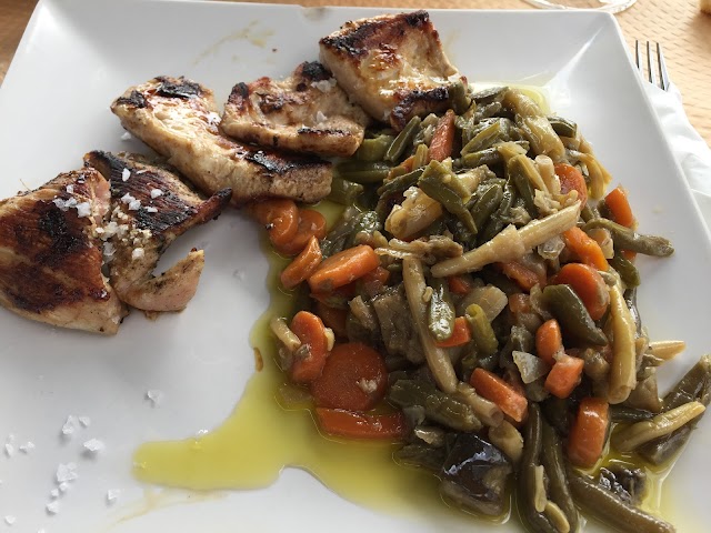 Restaurante "La mora"
