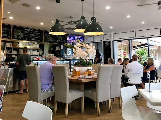 Hope Island Deli