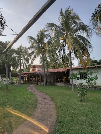 San Rafael Hotel & Villas