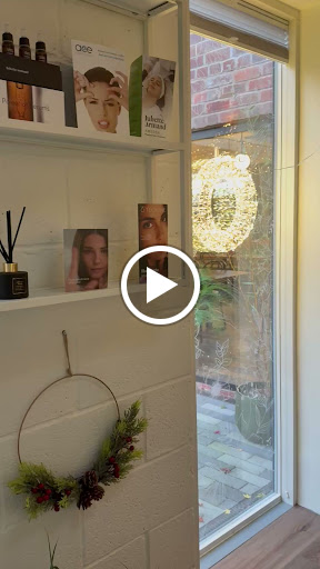 AVI-AURA AESTHETICS CLINIC & TRAINING ACADEMY