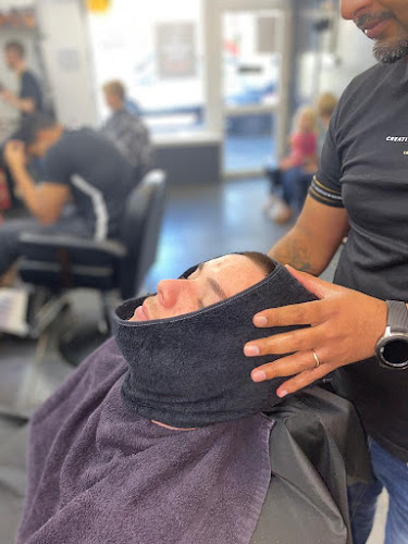 Comments and reviews of Sunny's Barbershop