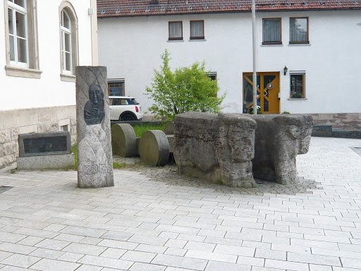 Rathaus Markt Steinwiesen und Schulverband Oberes Rodachtal Mittelschule in Steinwiesen - Thumbnail