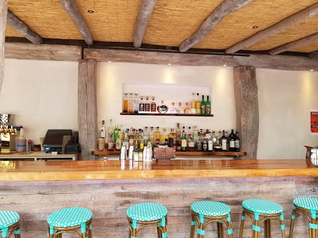 Round Corner Cantina