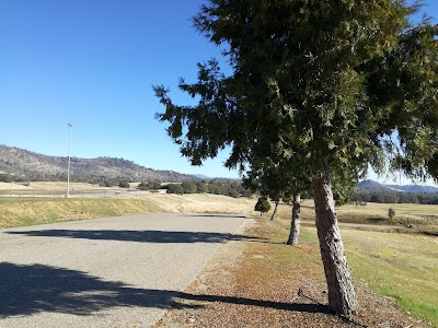 Mariposa-Yosemite Airport