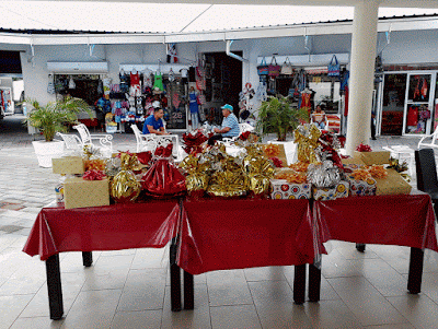 Photos of Punta Blanca Mall