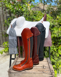 Photo n°1 de Sellerie Rioja à Eyguières (Magasin de matériel d'équitation)