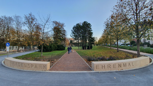 Friedenspark Ehrenmal - Thumbnail