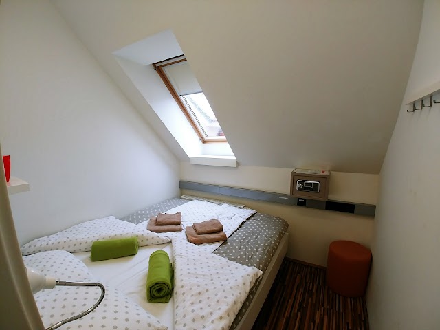 CUBE central rooms for 2