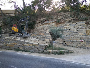 Photo n°1 de LEVIS TERRASSEMENT à Ceyreste (Entreprise de VRD)