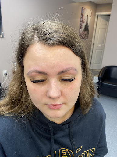 Noreen's Threading - Thumbnail