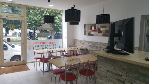 Photo 6 - Family Pizza Chantilly