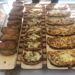 Photo n°12 de Aux Délices de la Tour Boulangerie Pâtisserie Givet à Givet (Snack)