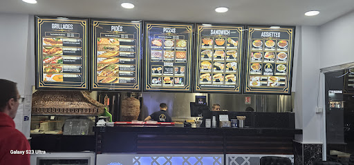 Photo 6 - KB HOUSE & GRILL