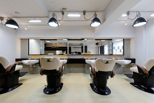 DELIGHT HAIR トアウエスト店