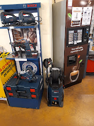 Photo n°13 de CEDEO Coutances : Sanitaire - Chauffage - Plomberie à Coutances (Fournisseur de matériel d'éclairage scénique)