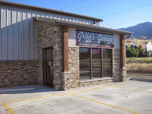 Griff's Garage - Visual