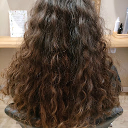 Photo n°2 de Les P'tites Mères à Neufchâtel-en-Bray (Salon de coiffure)