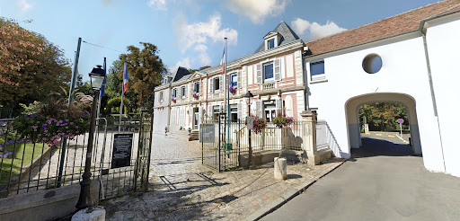 Photo de Hôtel de Ville (Mairie) de Paray-Vieille-Poste