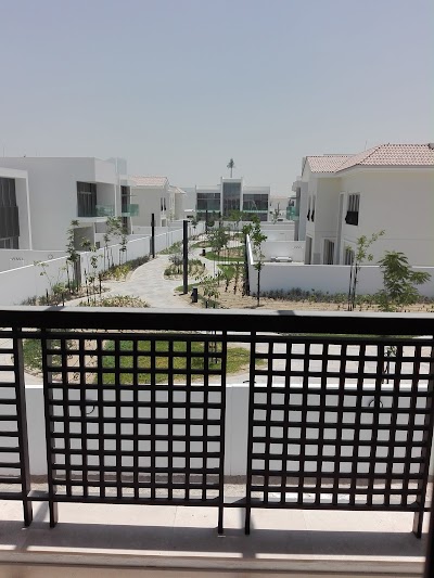 Photos of Al Quoz Pond Park
