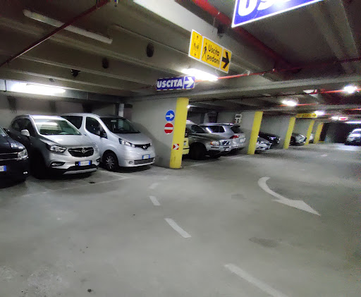 Machiavelli Parking - Thumbnail