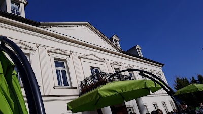 Photos of chateau Petrovice