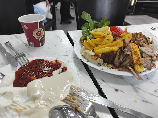 Azzam Restaurant - Visual
