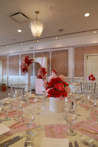 Amoura Events LLC