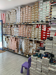 Photo n°12 de La Petite Cindy à Nogent-sur-Marne (Magasin de chaussures)