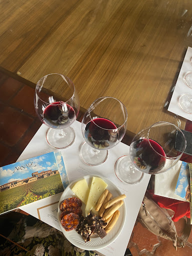 Tienda de Vinos Bodega Viña Arnaiz - Thumbnail