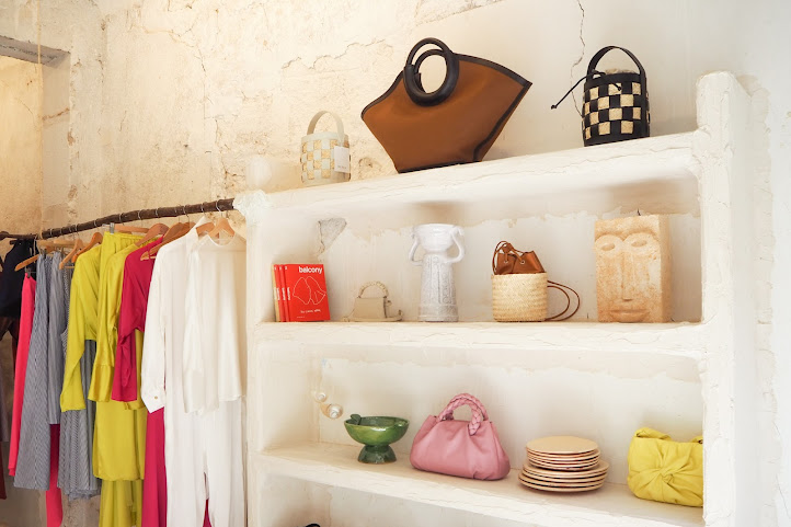 Datura Studio Isla by null