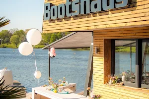 Ibbgoesbeach image
