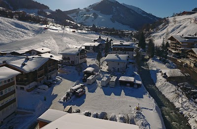 Camping Stellplatz Saalbach Hinterglemm Politischer Bezirk Zell Am See Salzburg 43 676 9456507