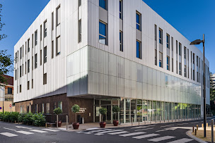 Photo n°3 de Clinique Arago Paris - Chirurgie orthopédique et traumatologique à Paris (Chirurgien orthopédiste)